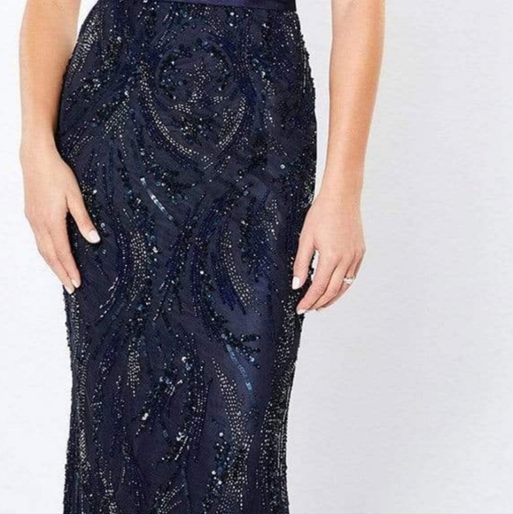 Dress - Picture 4 of 6